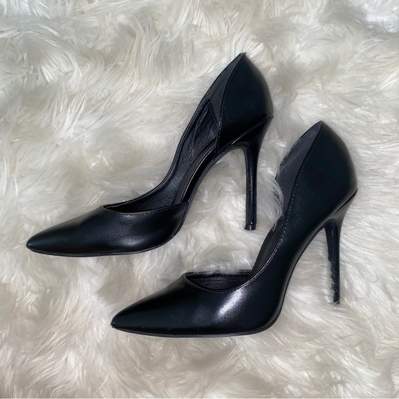 Black High Heels - Picture 7 of 8